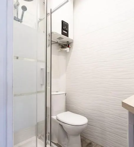 #2 Staywiz Us - Floor Ac & Balcony * Nice