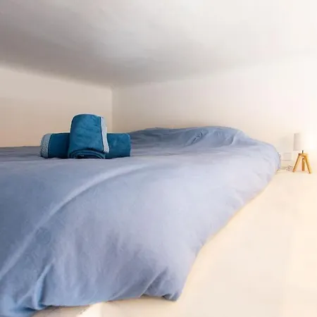 דירה #2 Floor Ac & Balcony *